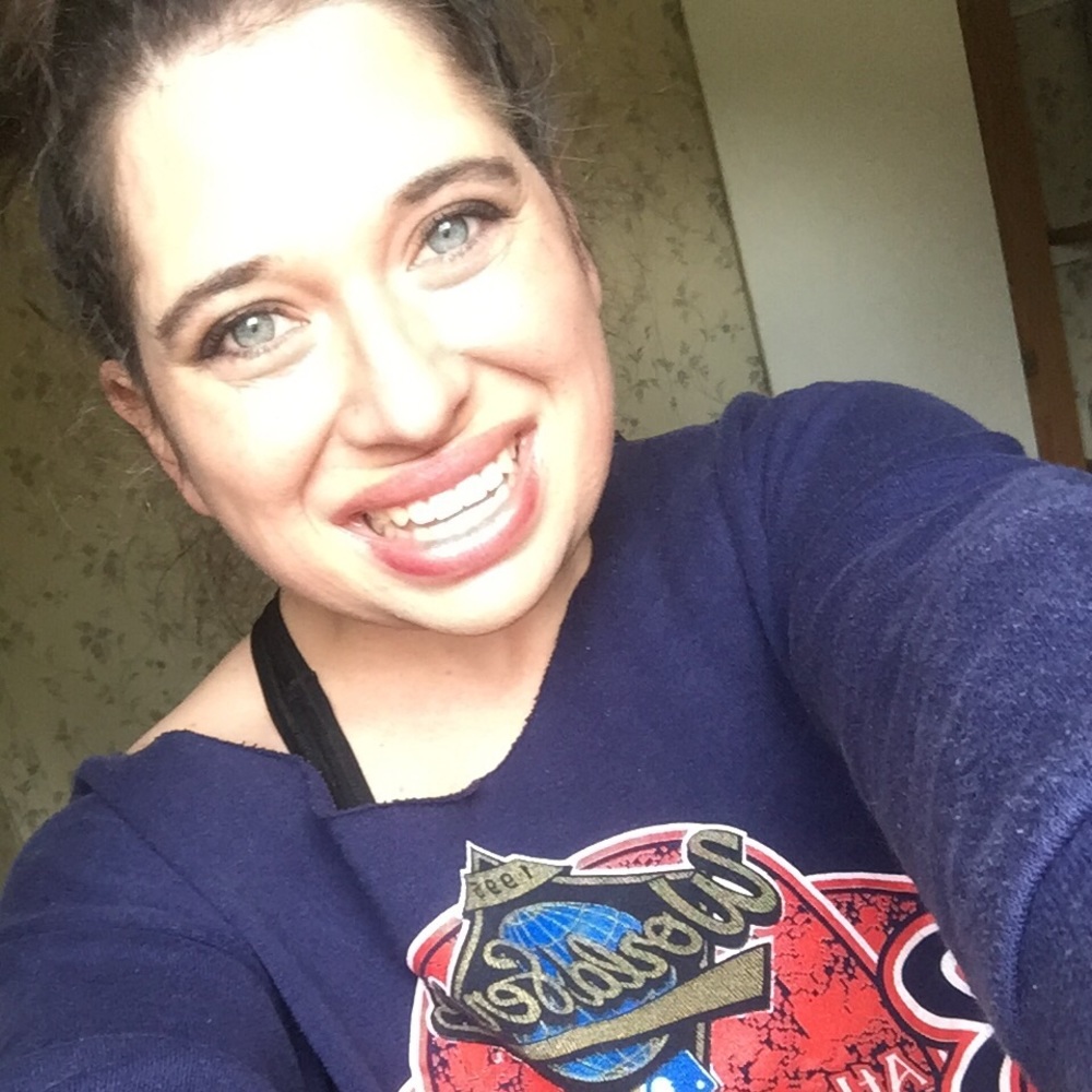Meet your Posher, Lauren